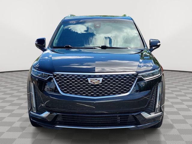 Used 2020 Cadillac XT6 Premium Luxury AWD/4WD image 2