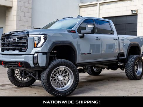 Used 2024 GMC Sierra 2500 AT4 w/ AT4 Premium Plus Package image 4