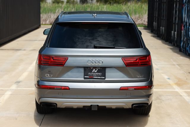 Used 2018 Audi Q7 3.0T Prestige w/ Prestige Package AWD/4WD image 12