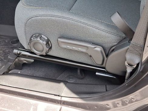 New 2025 Jeep Gladiator Sport image 21