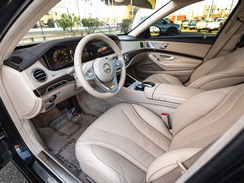 Used 2019 Mercedes-Benz S 450 Sedan image 16