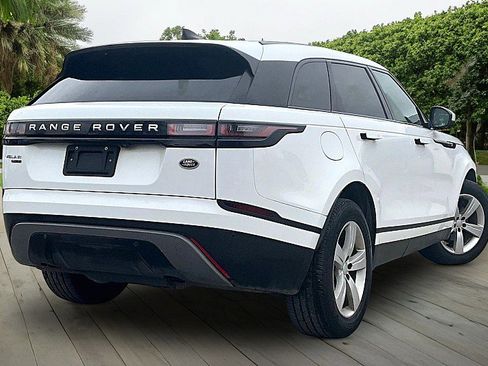 Used 2020 Land Rover Range Rover Velar S image 2