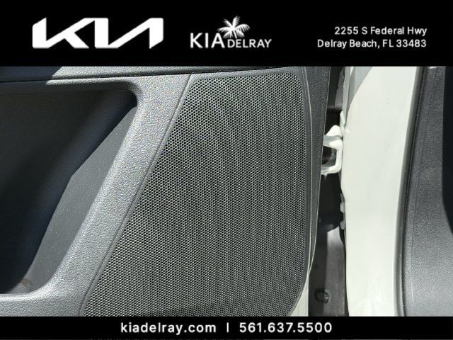 Used 2024 Nissan Pathfinder SL AWD/4WD image 17