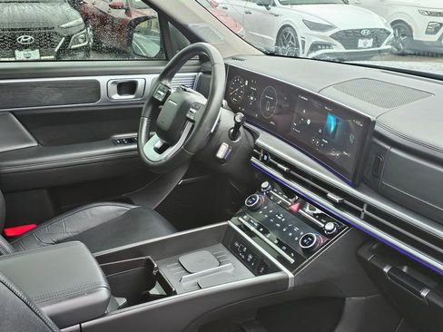 Used 2024 Hyundai Santa Fe Limited image 10