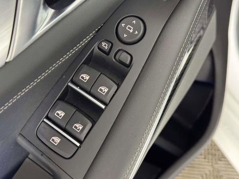 Used 2026 BMW X5 M60i AWD/4WD image 18
