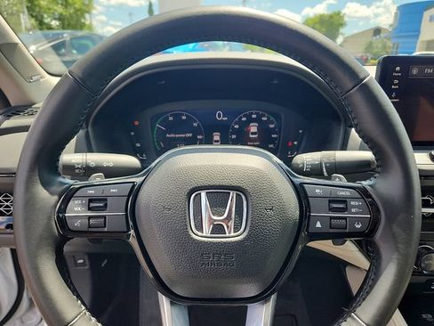 Used 2023 Honda Accord Touring image 19