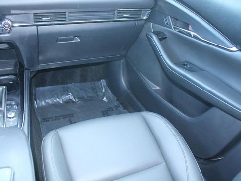 Used 2024 MAZDA CX-30 AWD 2.5 S w/ Preferred Package image 17