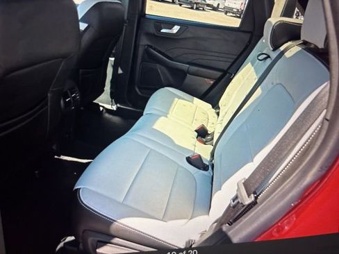 Used 2024 Ford Escape Platinum image 19