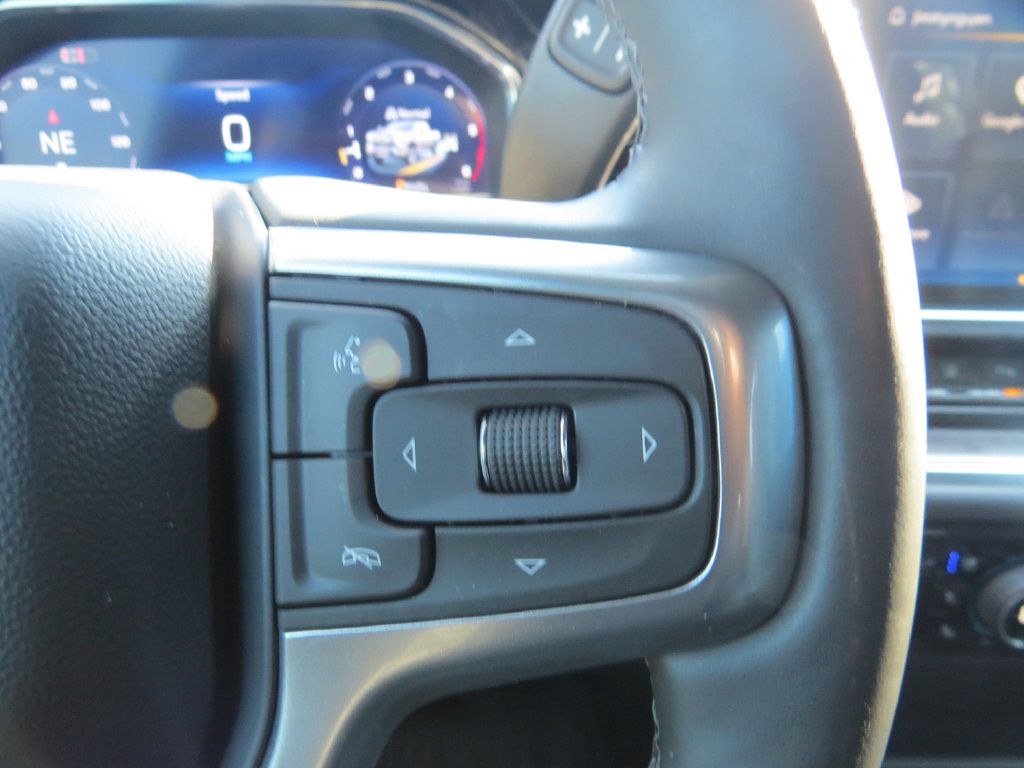 Certified 2025 Chevrolet Silverado 2500 LTZ w/ LTZ Convenience Package AWD/4WD image 20