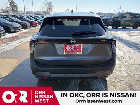 New 2026 Nissan Kicks SV w/ SV Premium Package image 4