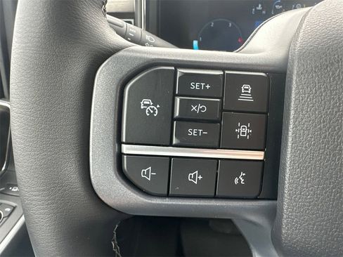 New 2026 Ford F250 Lariat w/ Black Appearance Package image 21