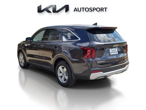New 2026 Kia Sorento LX FWD image 10