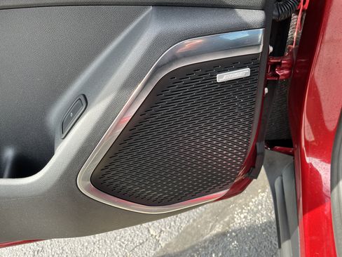 Used 2024 Chevrolet Traverse Z71 w/ Enhanced Driving Package image 11