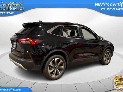 Used 2024 Ford Escape Platinum AWD/4WD image 7