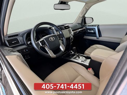 Used 2024 Toyota 4Runner Limited AWD/4WD image 17
