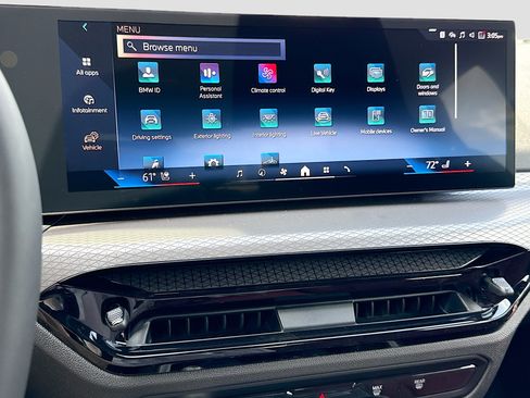 New 2026 BMW 330i Sedan w/ Premium Package RWD image 28