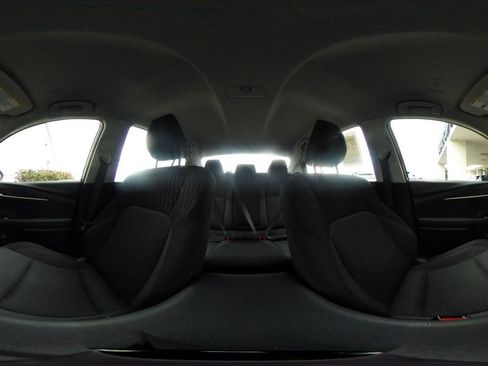 Used 2025 Toyota Camry LE image 42