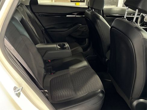 Used 2021 Kia Seltos S image 13