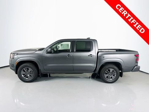 Used 2025 Nissan Frontier SV w/ SV Convenience Package RWD image 6