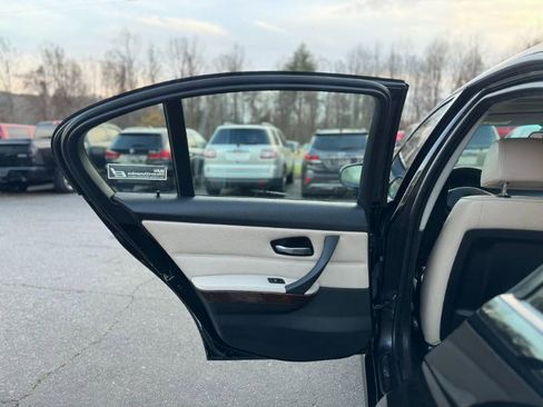 Used 2010 BMW 328i Sedan image 11