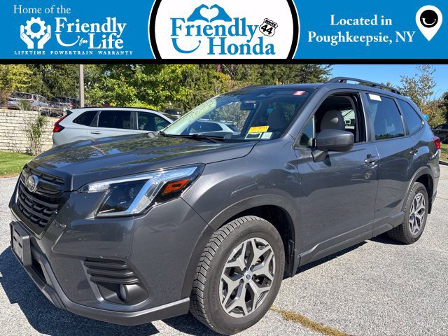Used 2023 Subaru Forester Premium AWD/4WD image 1