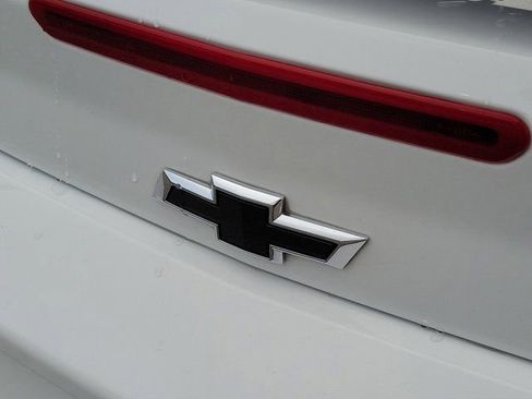 Used 2023 Chevrolet Camaro LT image 5