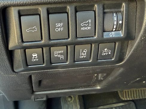 Used 2017 Subaru Outback 2.5i Touring image 24