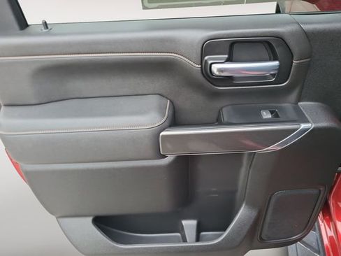 Used 2022 GMC Sierra 2500 AT4 image 19