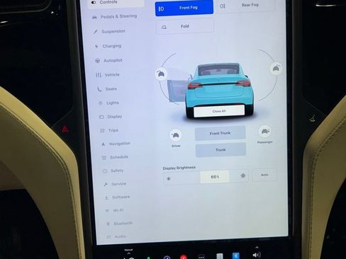 Used 2019 Tesla Model X Long Range AWD/4WD image 18