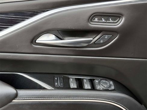 Used 2023 Cadillac Escalade V image 21