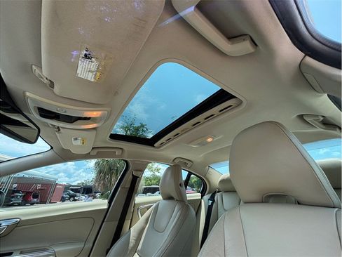Used 2014 Volvo S60 T5 FWD image 32