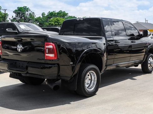 Used 2019 RAM 3500 Laramie AWD/4WD image 11
