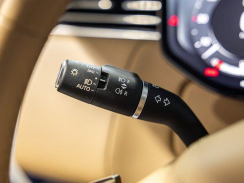 Used 2025 Land Rover Range Rover Autobiography AWD/4WD image 33