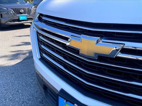 Used 2022 Chevrolet Traverse LT AWD/4WD image 32