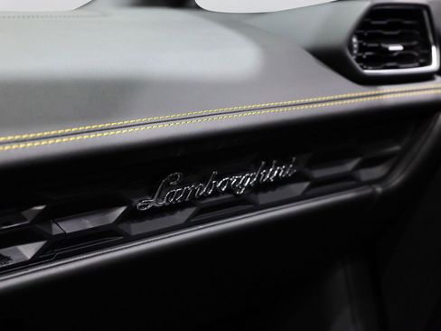 Used 2018 Lamborghini Huracan LP 580-2 RWD image 25