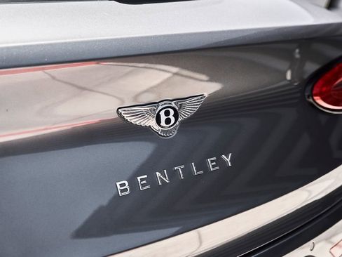 Used 2024 Bentley Bentayga AWD/4WD image 10