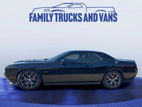Used 2015 Dodge Challenger R/T Plus image 2