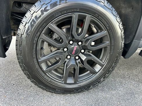 Used 2021 GMC Sierra 1500 SLT w/ SLT Premium Package AWD/4WD image 38