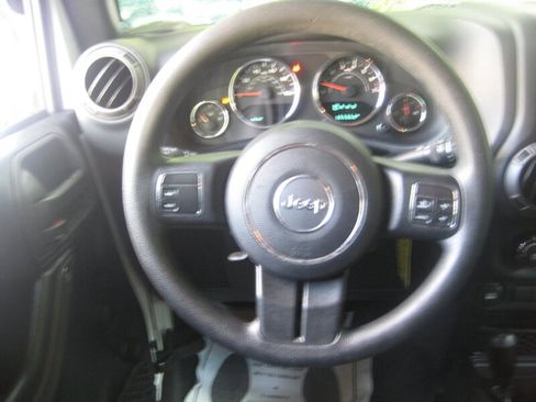 Used 2017 Jeep Wrangler Unlimited Sport w/ Mopar Black Appearance Group image 14