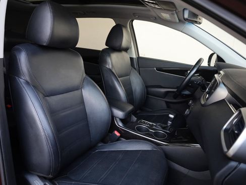 Used 2019 Kia Sorento EX AWD/4WD image 33