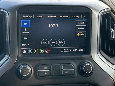 Used 2021 Chevrolet Silverado 1500 LT Trail Boss w/ Convenience Package II AWD/4WD image 13