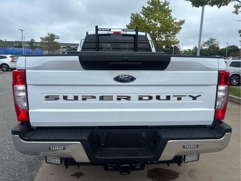 Used 2022 Ford F250 XL w/ Power Equipment Group AWD/4WD image 10