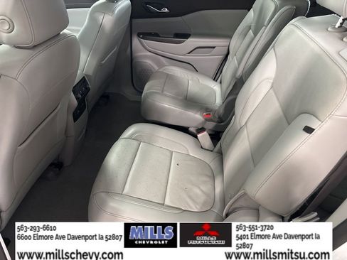 Used 2020 GMC Acadia SLT w/ Trailering Package image 13