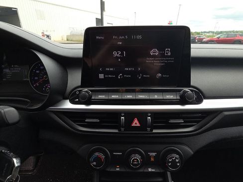 Used 2024 Kia Forte LXS w/ LXS Technology Package FWD image 10