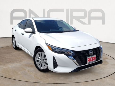 Used 2025 Nissan Sentra S FWD image 7