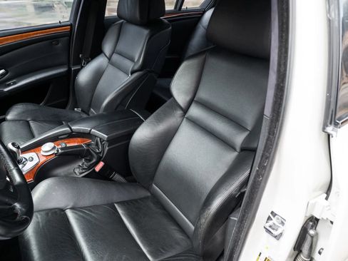Used 2008 BMW M5 RWD image 17