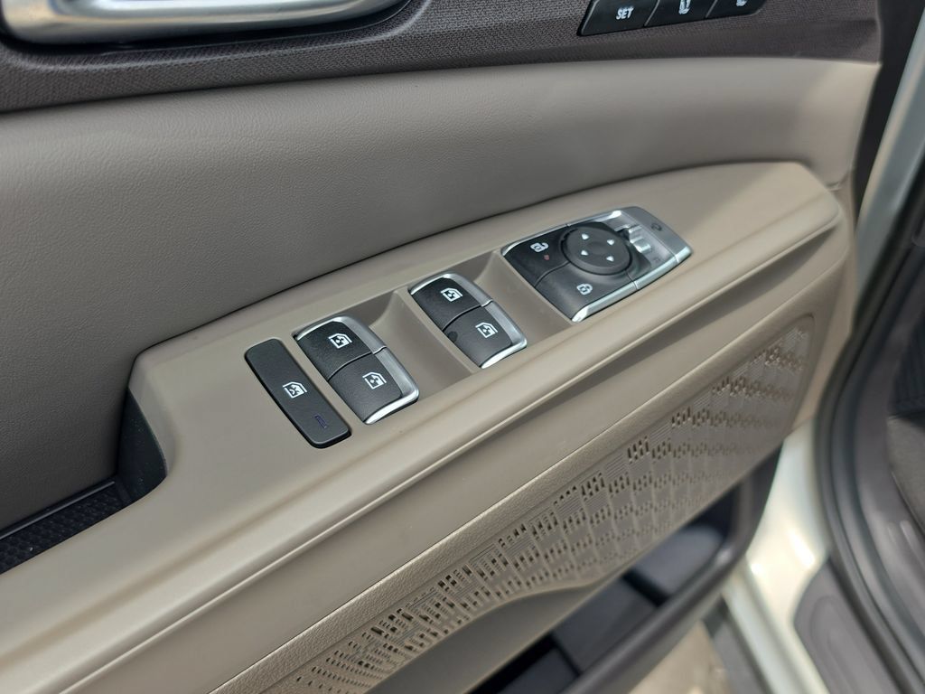New 2026 Kia Carnival EX FWD image 21