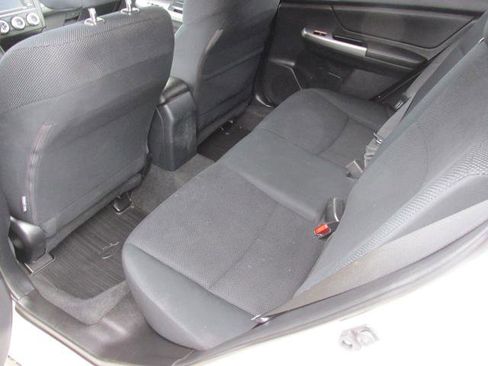 Used 2017 Subaru Crosstrek 2.0i image 10