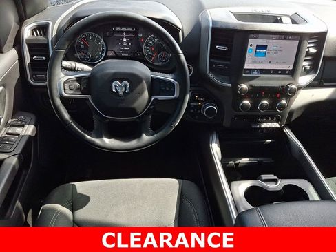 Used 2022 RAM 1500 Big Horn AWD/4WD image 12