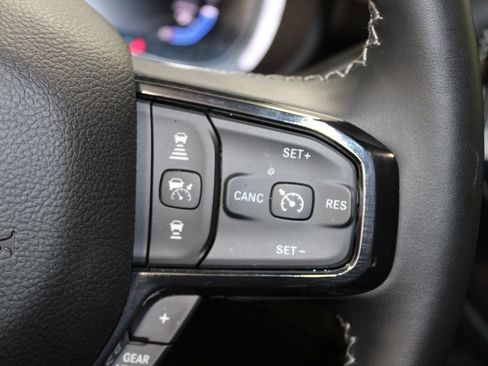 Used 2024 RAM 2500 Limited image 23